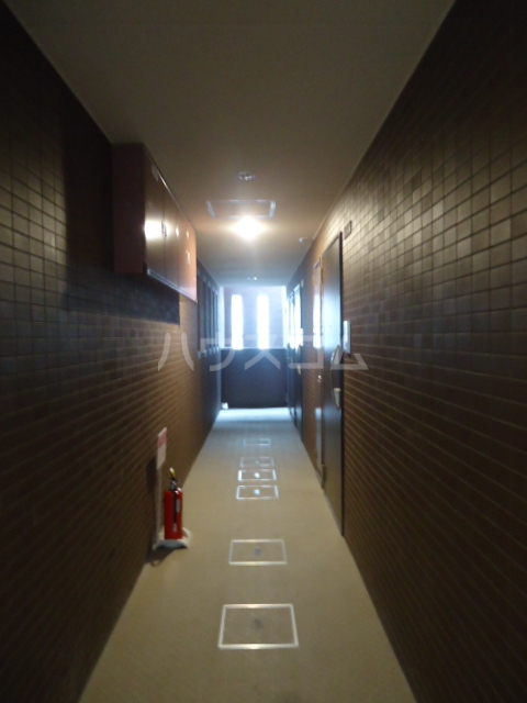 19/29 エントランス