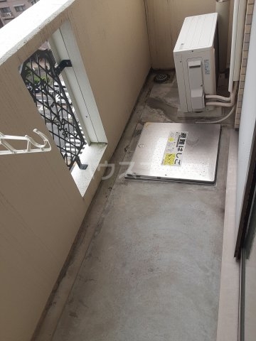 23/30 バルコニー