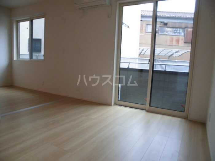 19/21 エントランス