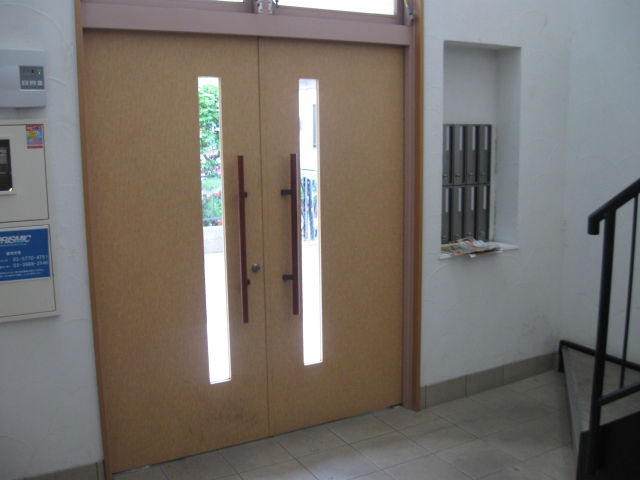 15/18 エントランス