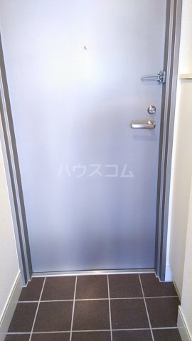 13/30 玄関