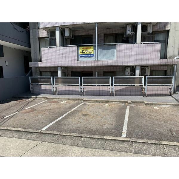 14/19 エントランス