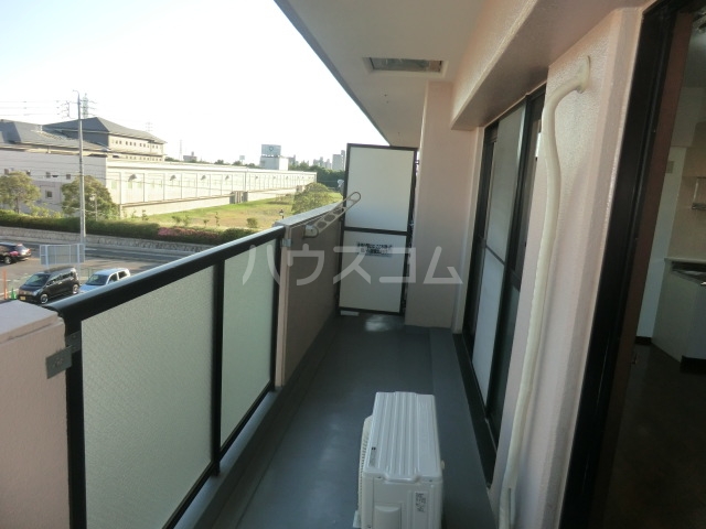 23/30 バルコニー