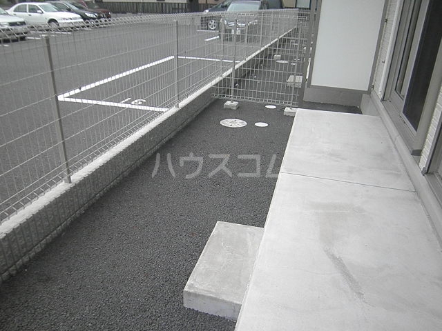 13/25 バルコニー