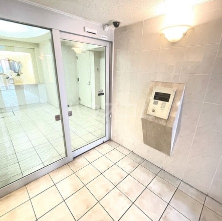 15/25 エントランス