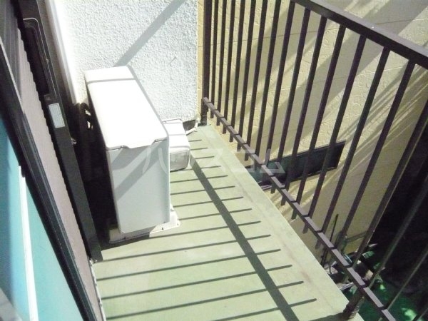 14/27 バルコニー