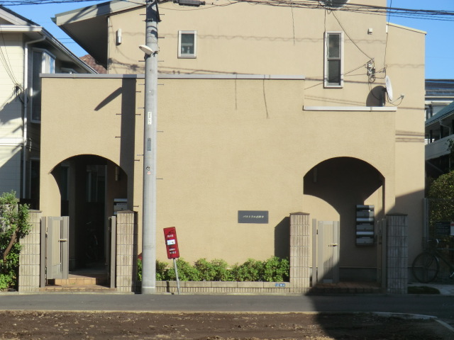 22/29 エントランス