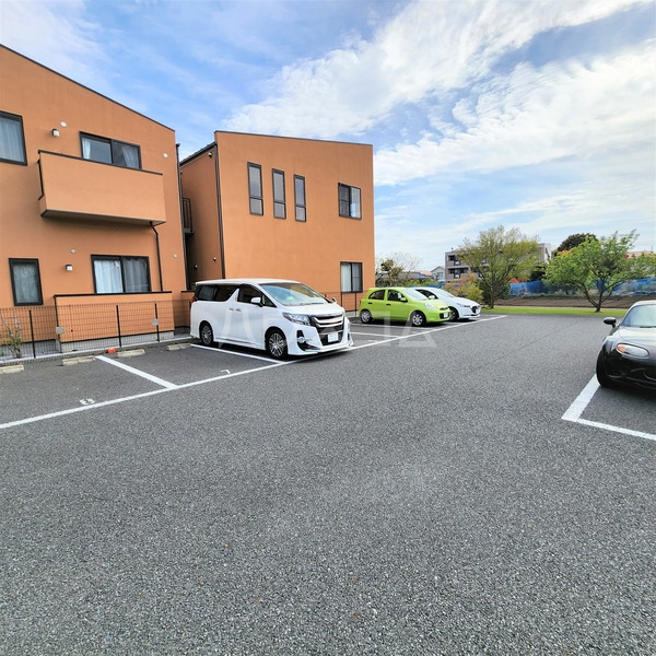 17/19 駐車場