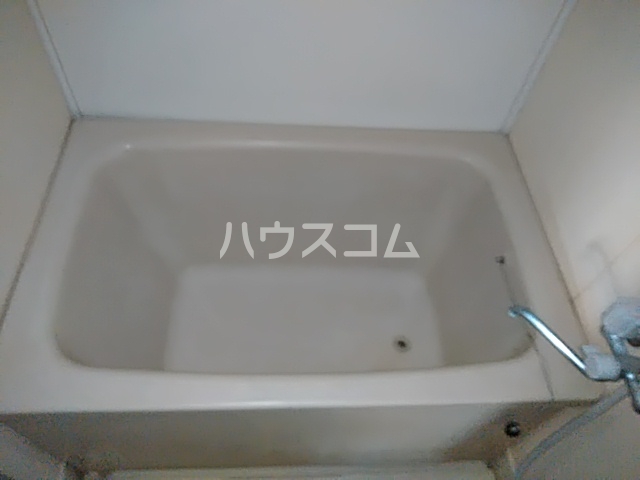 16/30 浴室