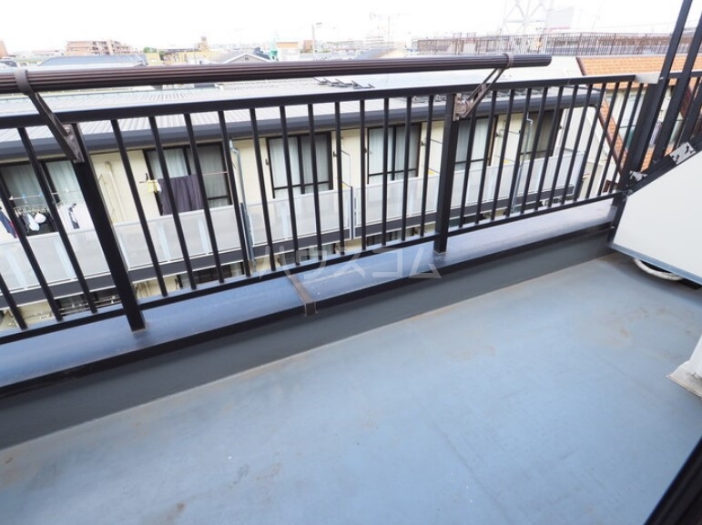 13/27 バルコニー