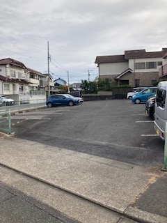 22/30 駐車場