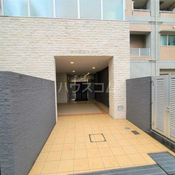 2/11 エントランス