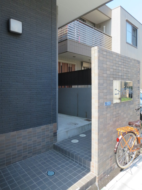 2/10 エントランス