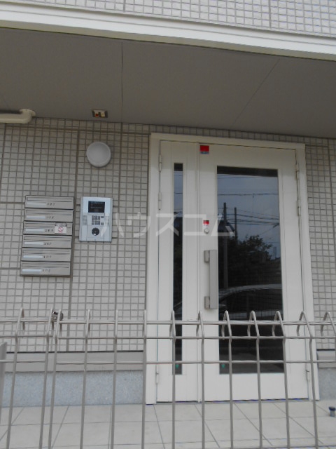 29/30 エントランス