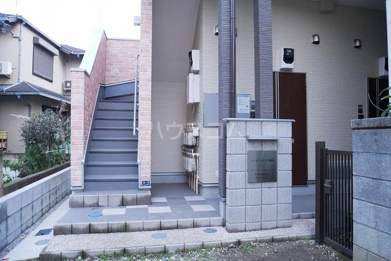 18/20 エントランス