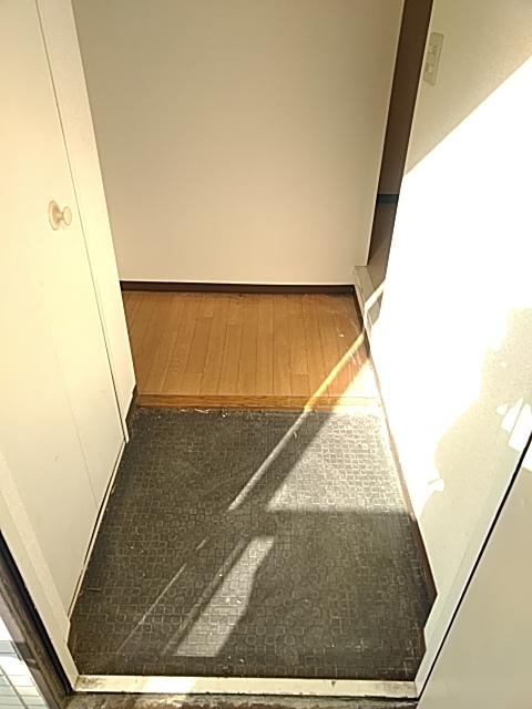14/30 玄関