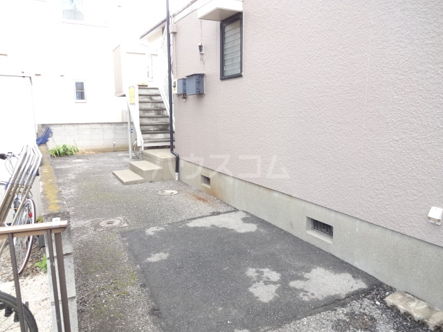 29/30 エントランス