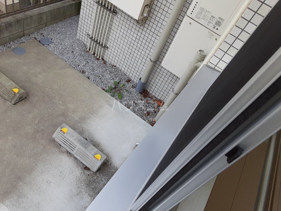 15/27 バルコニー