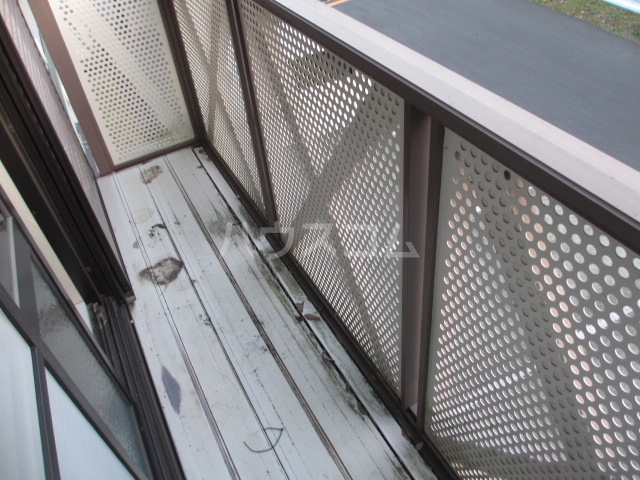 23/30 バルコニー