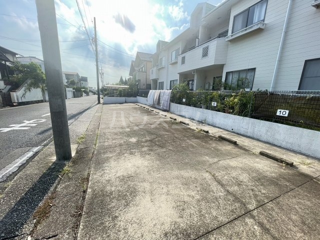 3/6 駐車場
