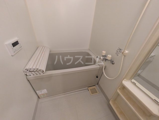 14/30 浴室