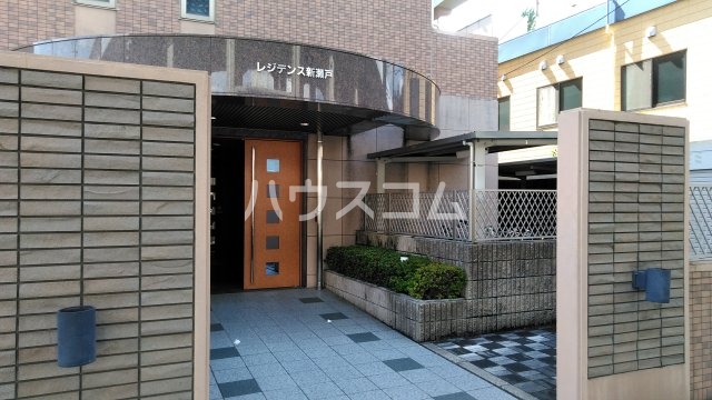 20/28 エントランス