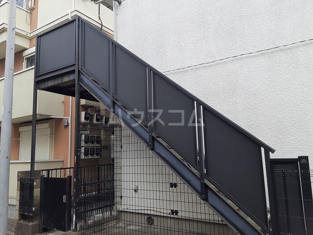 21/24 エントランス