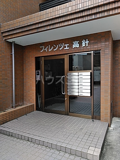 19/24 エントランス