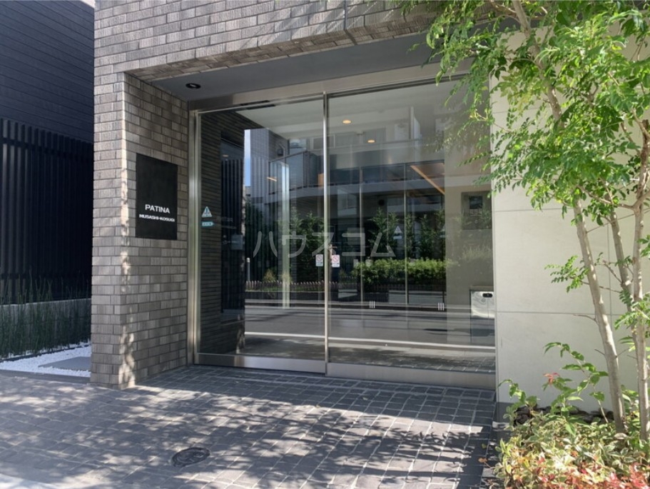 22/24 エントランス