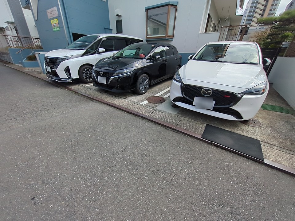 23/24 駐車場