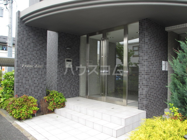 3/8 エントランス