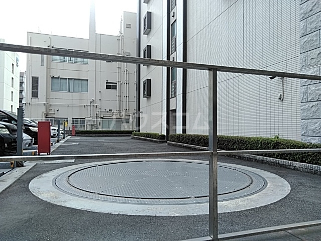 22/30 駐車場