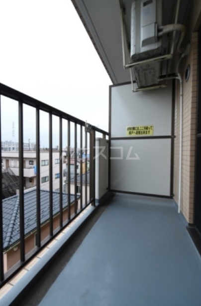 20/30 バルコニー