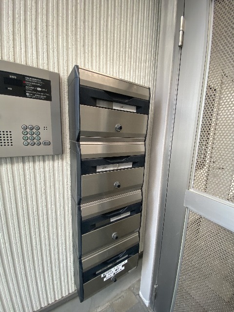 21/30 エントランス