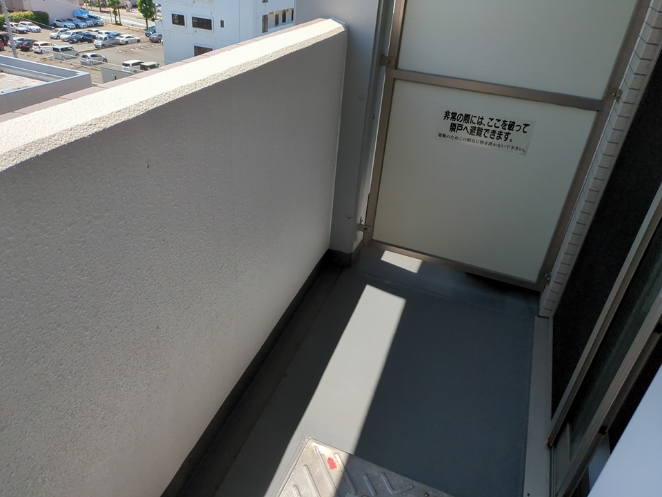 20/30 バルコニー