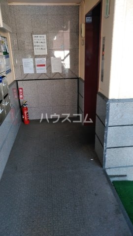20/28 エントランス