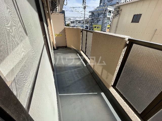 20/30 バルコニー