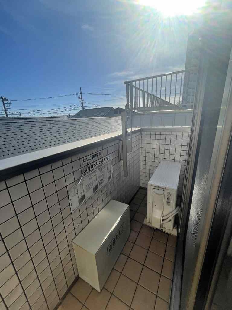 15/23 バルコニー