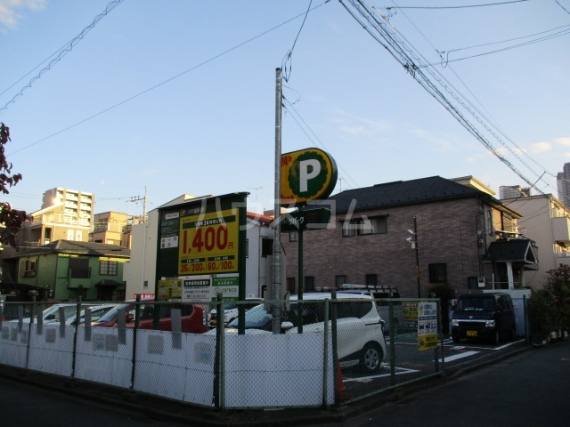 22/30 駐車場