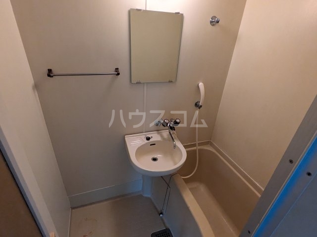16/30 洗面