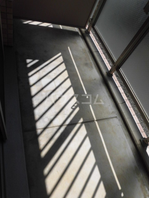 18/30 バルコニー