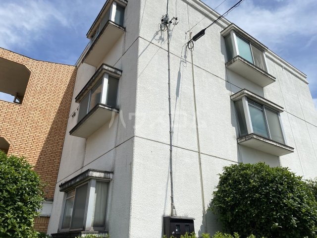 22/30 エントランス