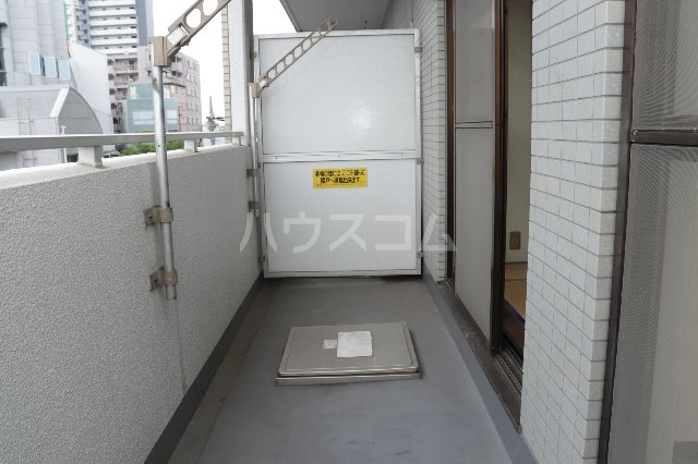 13/28 バルコニー