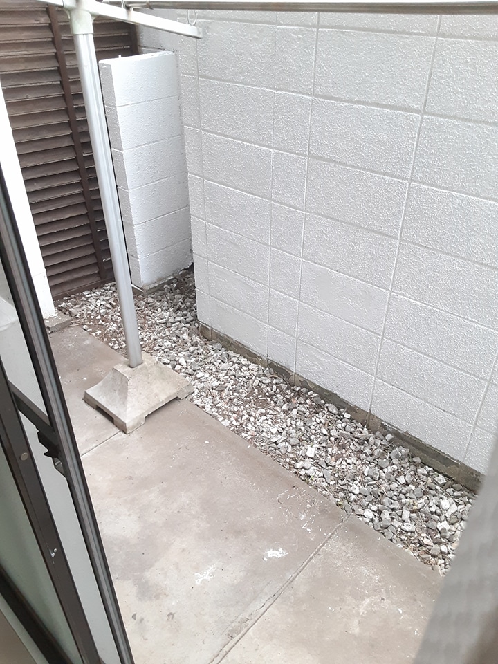 8/10 バルコニー