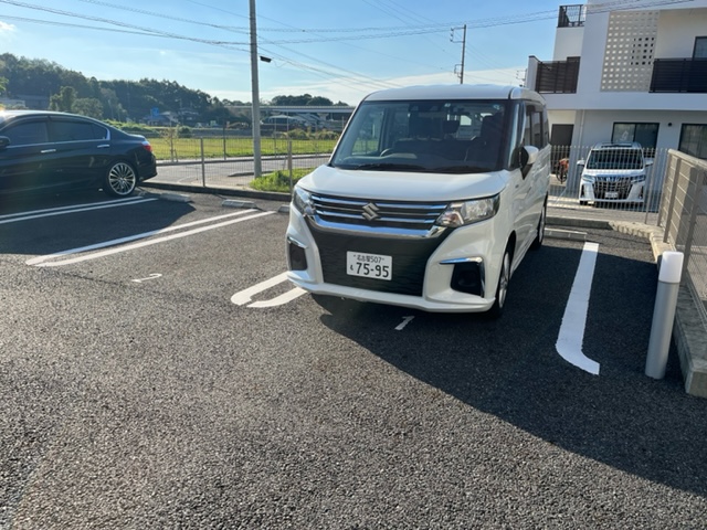 22/30 駐車場