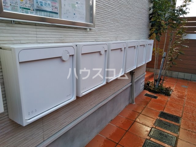 25/30 エントランス