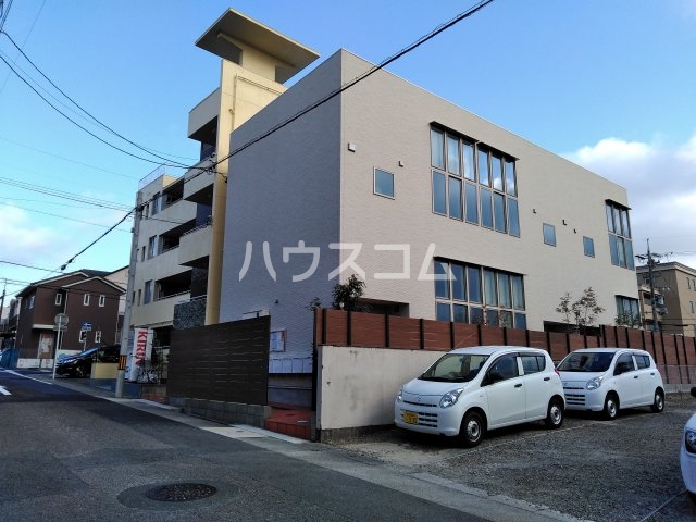 2/30 外観