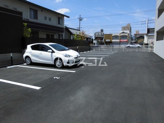 19/25 駐車場