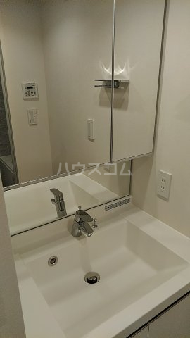 13/30 洗面