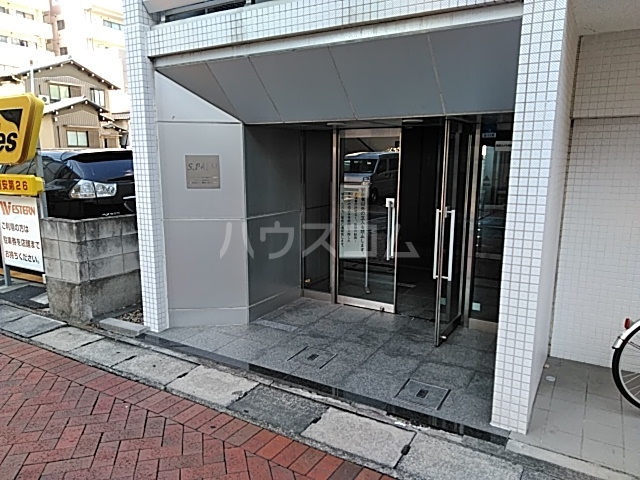 15/19 エントランス